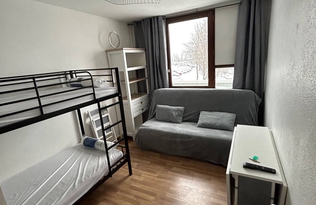 Studio at the foot of the slopes 1 floor Vostok building