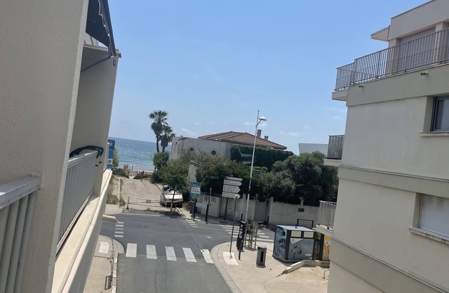 Studio Cabine à Deux pas de la mer