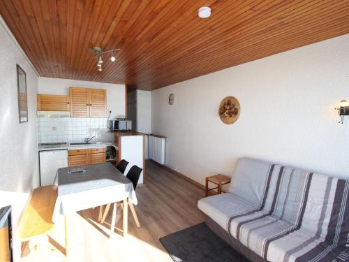 Studio cabine près des pistes avec kitchenette - FR-1-549-14