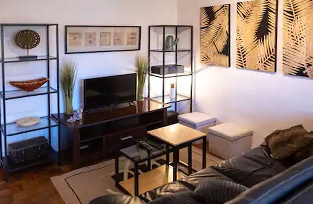 Studio Cosy, Calme, Situé Stade, Congrès , Plages , Parcs, Centre, Vieux Port