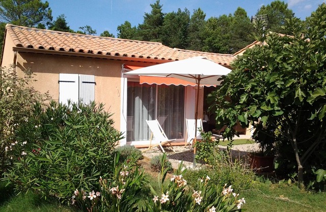 Studio Dans Propriété Avec Piscine au Calme Proche des Gorges du Verdon