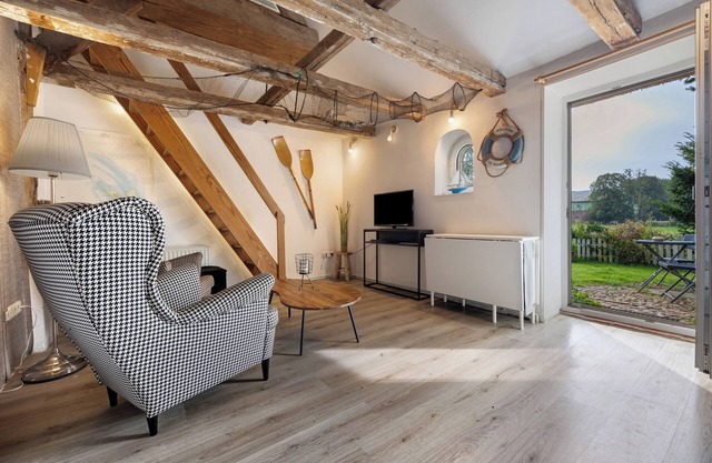Studio 'Die Kajüte' with private terrace and own garden