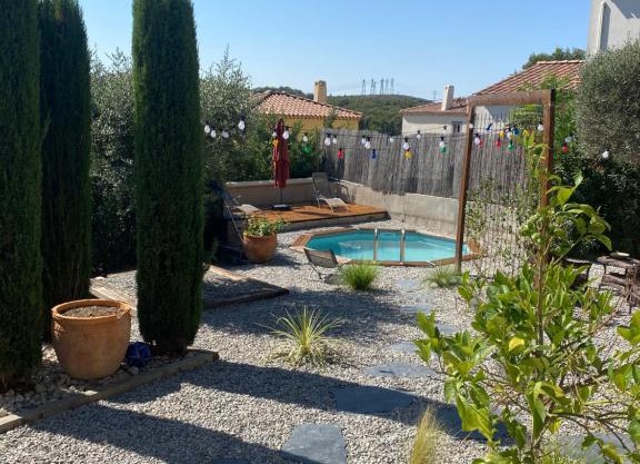 Studio entre Aix en Provence et Marseille et parking