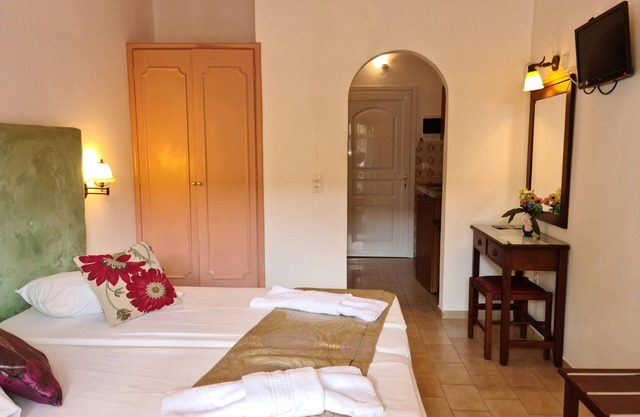 Studio "Galini Studios 1" Near the Beach with Wi-Fi, A/C & Balcony