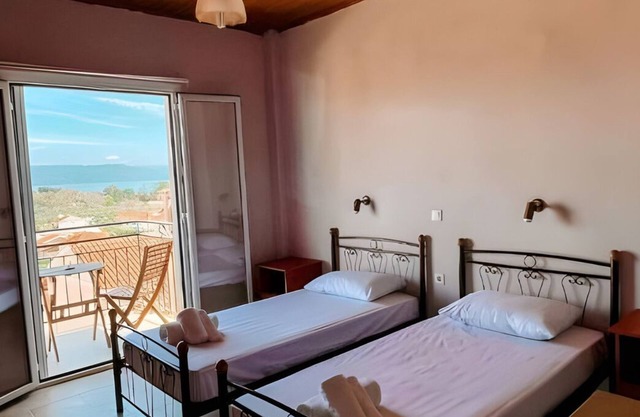 Studio 'Gavriil 5' with Sea View, Wi-Fi and Air Conditioning