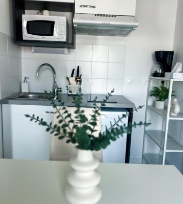 Studio in Lormont with Free Parking