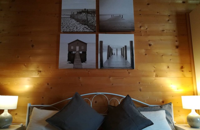 Studio in the log cabin at the Chiemsee