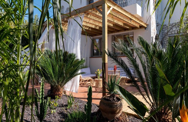 Studio Mandara Beach Bungalow, Cote d'Azur