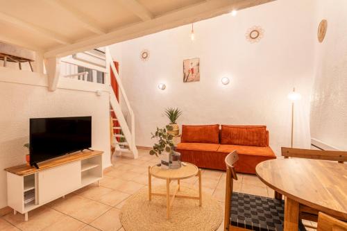 Studio Mezzanine Couronne