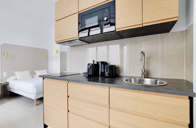 Studio Moderne - AC- 4P- Champ-de-mars