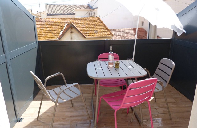 Studio n ° 2 with terrace, 4 people.