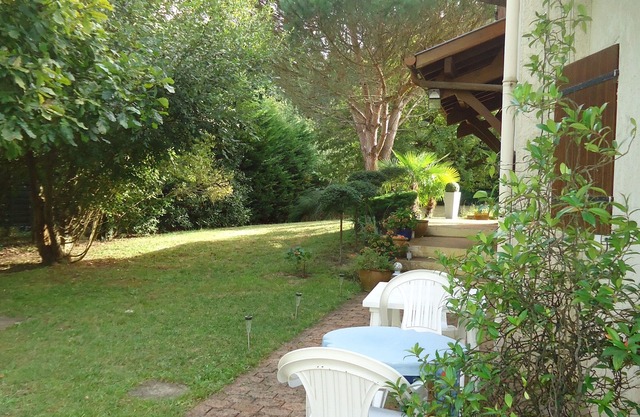 Studio With Garden in the Land of Surf