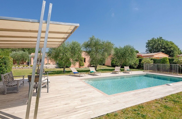 Stunning private villa for 6 people with private pool, WIFI, TV, terrace, pets allowed and parking