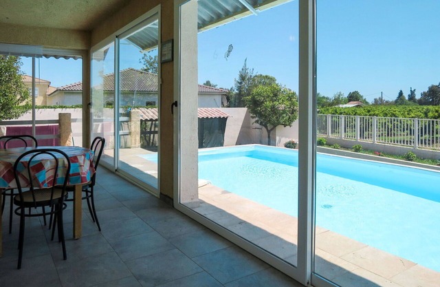 Stunning private villa with private pool, TV, patio, pets allowed, panoramic view and parking
