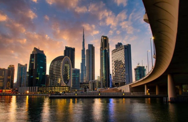 Stunning 1 Bedroom w/Infinity Pool Near DWTC
