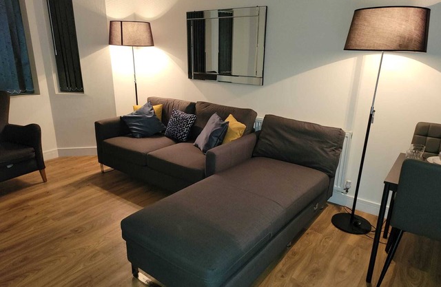 Stunning 2-Bed Apartment in Manchester Built 2023