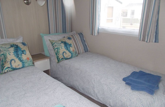 Stunning 3-Bed caravan in abergele