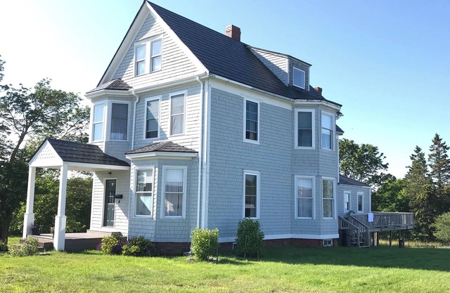 Stunning And Commanding Ocean Views From One Of Eastport's Best Kept Secrets !