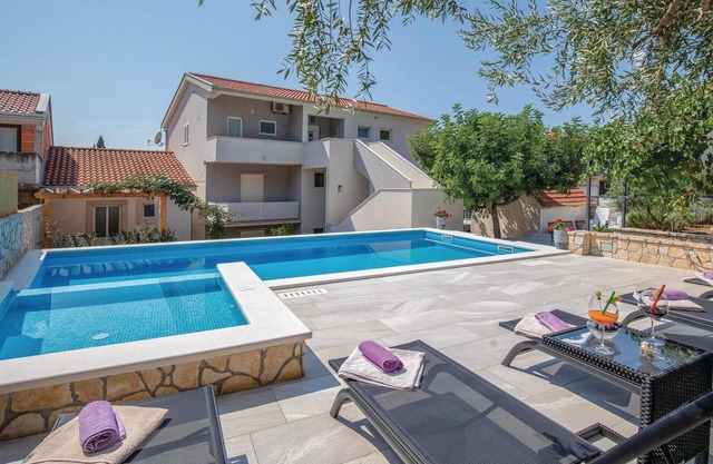Stunning apartment in Blace with WiFi