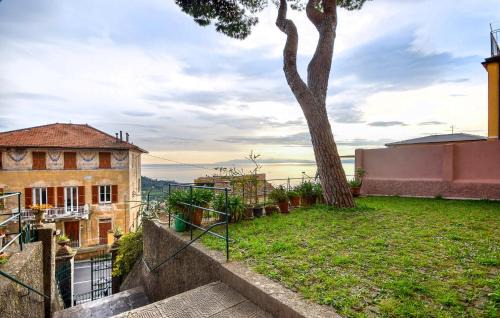 Stunning Apartment In Camogli With Wifi