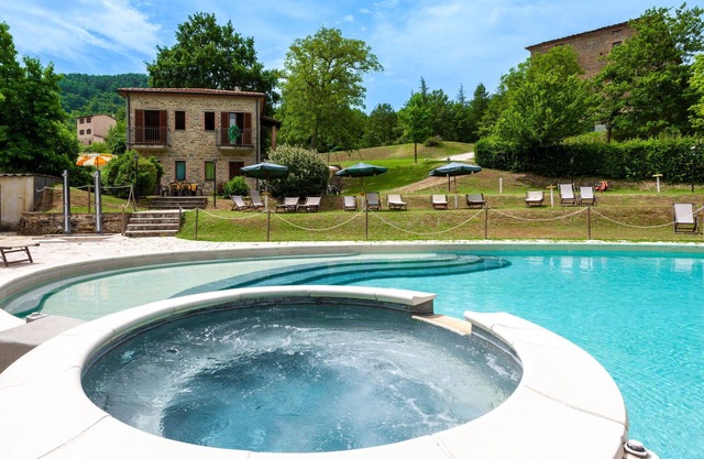 Stunning apartment in Apecchio PU