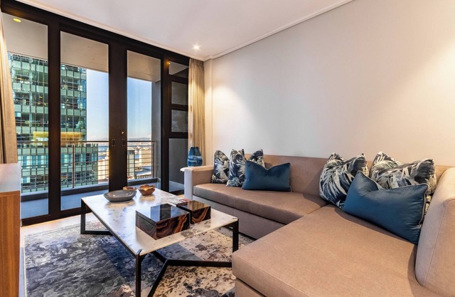 Stunning Apartment with City Views