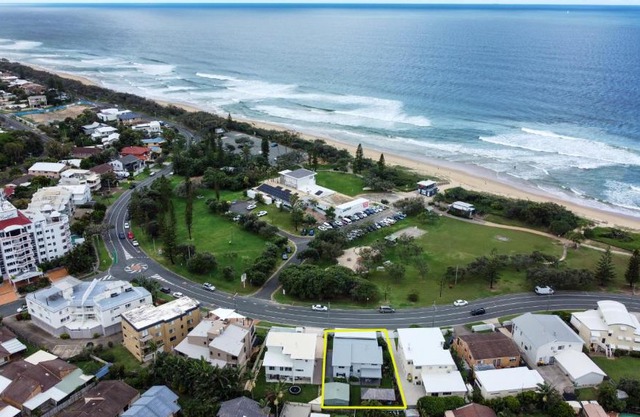 Stunning, Beachfront Dream Home - ZA3