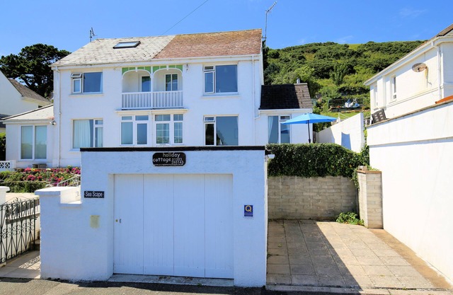 Stunning cottage By The Beach At Looe, Cornwall - Great Sea Views nSleeps 2-5
