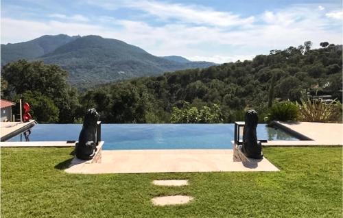 Stunning Home In L Adrets De L'esterel