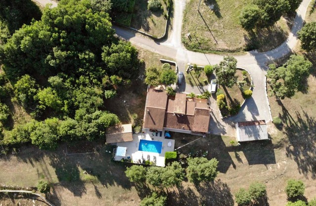 Stunning home in Barisici with WiFi