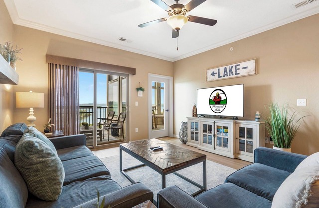 ✨ Stunning Lake View Condo with Balcony & All-Season Sunroom at The Majestic