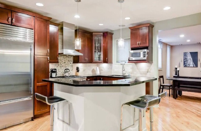 Stunning Lincoln Park Single-Family House with Fantastic Game Room