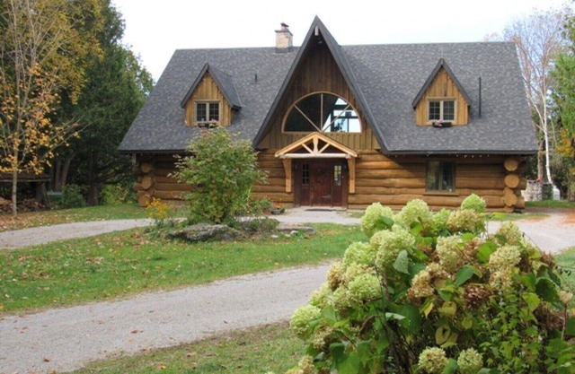 Stunning Log Home on a Private Lake
