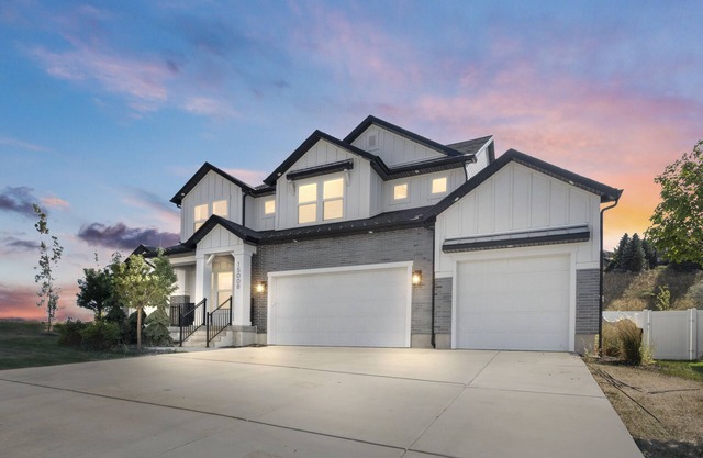 Stunning Modern Craftsman 4 Bedroom Home in Draper