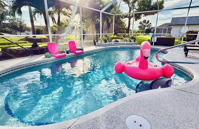 Stunning Newer Waterfront 3bd/2ba Home, Heated Pool, Gulf Beaches, Pet Friendly!