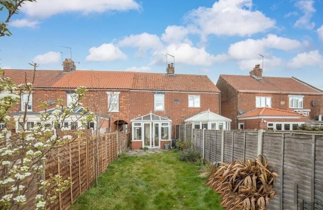 Stunning Norfolk Cottage by the Beach