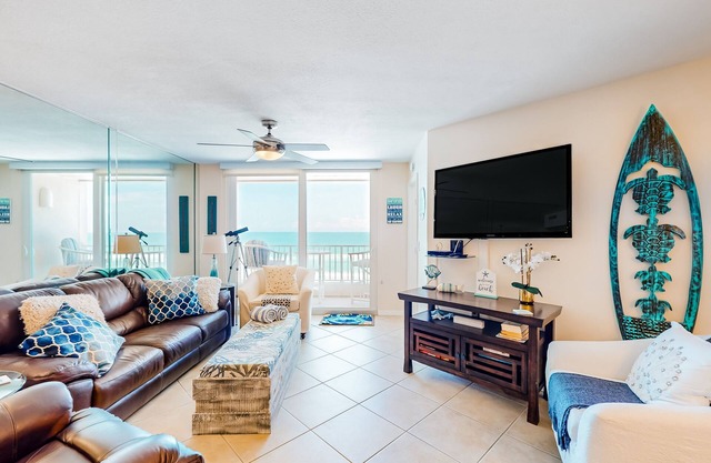 Stunning oceanfront condo with pool, balcony, AC, W/D, & exquisite water views
