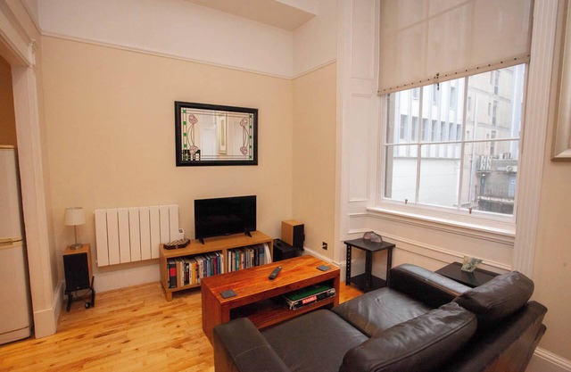 Stunning one bed flat in the heart of Glasgow