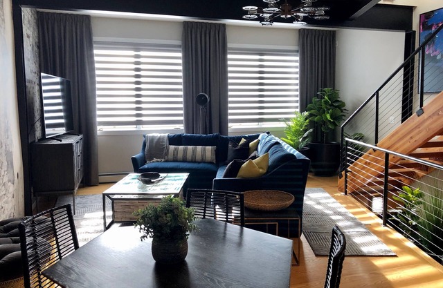Stunning Penthouse Suite Next to Whole Foods