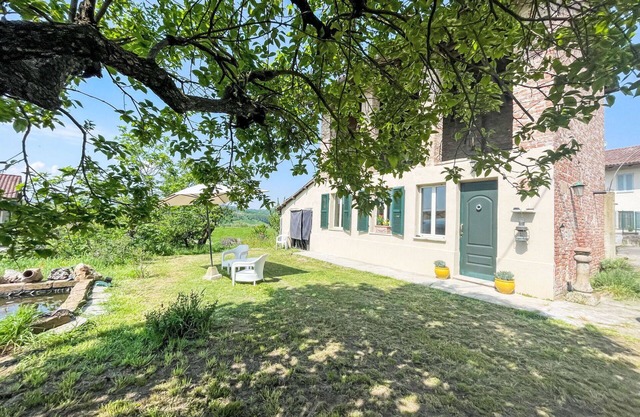Stunning private villa for 2 people with WIFI, A/C, TV, patio, pets allowed and panoramic view