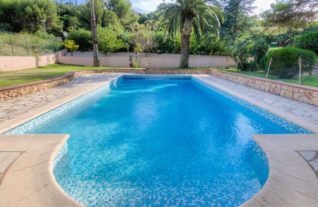 Stunning private villa for 8 guests with WIFI, A/C, private pool, TV, terrace and pets allowed