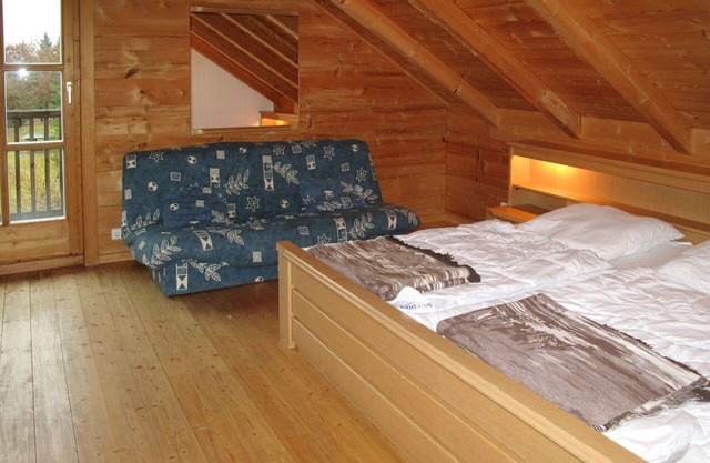 Stunning private villa for 6 guests with WIFI, TV, terrace and parking