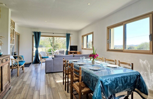 Stunning private villa for 6 people with WIFI, TV and terrace
