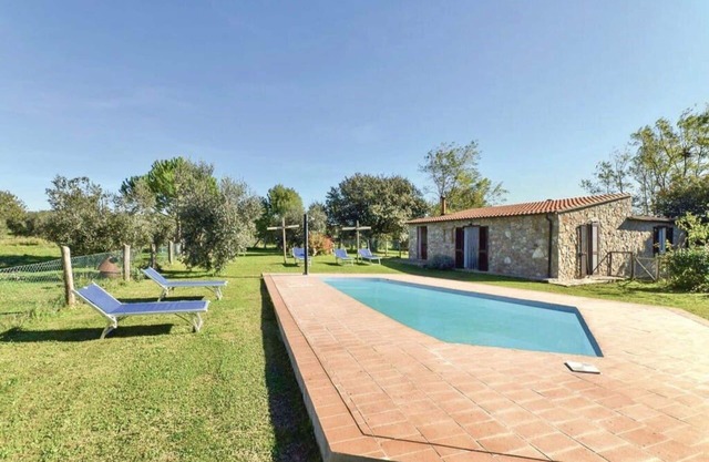 Stunning private villa for 9 guests with WIFI, private pool, pets allowed and panoramic view