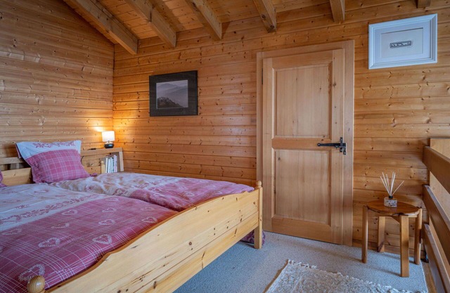 Stunning private villa for 6 guests with WIFI, TV and terrace