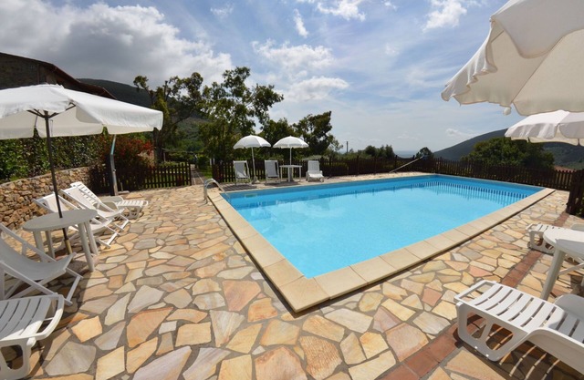 Stunning private villa for 8 guests with pool, WIFI, TV, terrace and parking