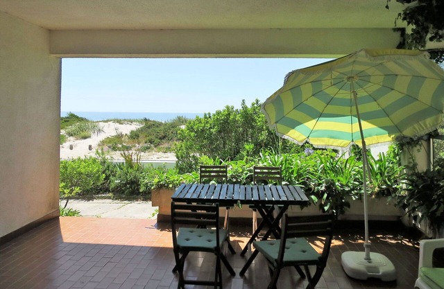 Stunning private villa for 8 people with TV, terrace, pets allowed and parking