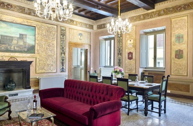 Stunning Renovated Apartment near Castello Orsini