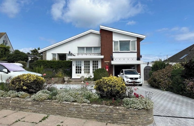 Stunning sea views from cliff top over Lymebay
