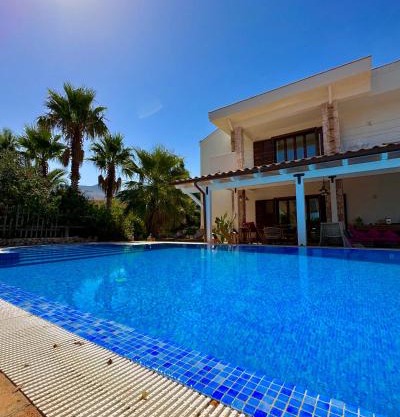 Stunning Seafront Villa in Scopello Pool & Jacuzzi